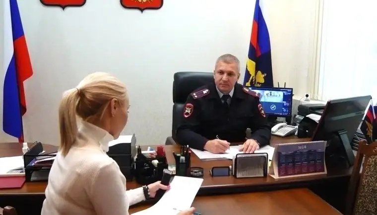 В Кавказском районе полицейские провели брифинг по вопросам использования детских автокресел и детских удерживающих устройств.