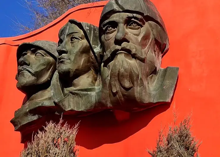 В Кропоткине почтили память защитников Отечества
