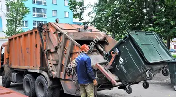 Улица Гоголя в городе Кропоткина завалена мусором