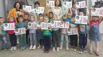 Дошколята узнали о новом празднике — Дне воссоединения Донбасса и России