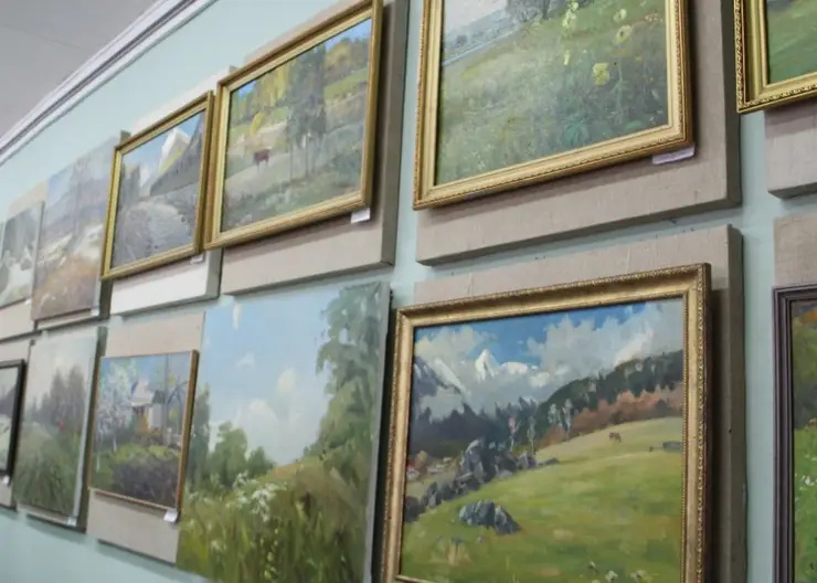 В художественной школе Кропоткина открылась выставка уникального художника Ильгиза Юнусова