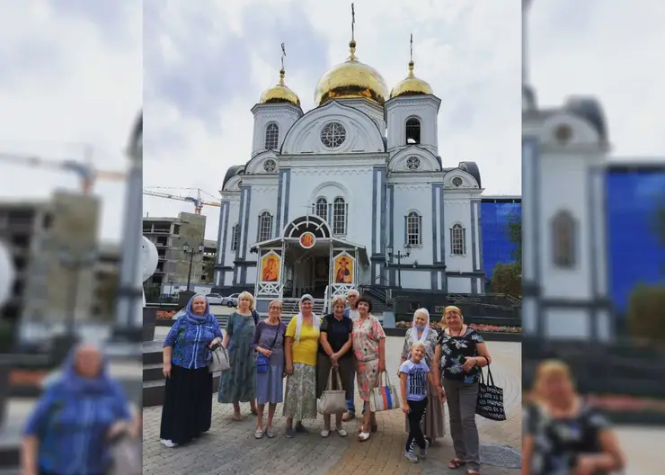 Паломническая группа Покровского собора г.Кропоткина посетила храмы Краснодара