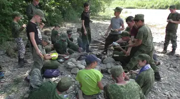 <strong>Воспитанники детского военно-патриотического клуба «Патриот» провели «Зарницу» в горах Отрадненского района</strong>