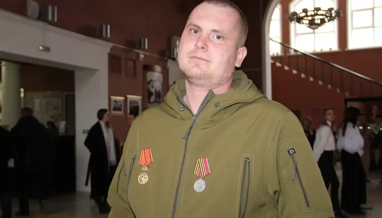 Боец из Кавказского района Максим Ушаков во время штурма вынес с поля боя товарища и единственный из бригады вышел невредимым
