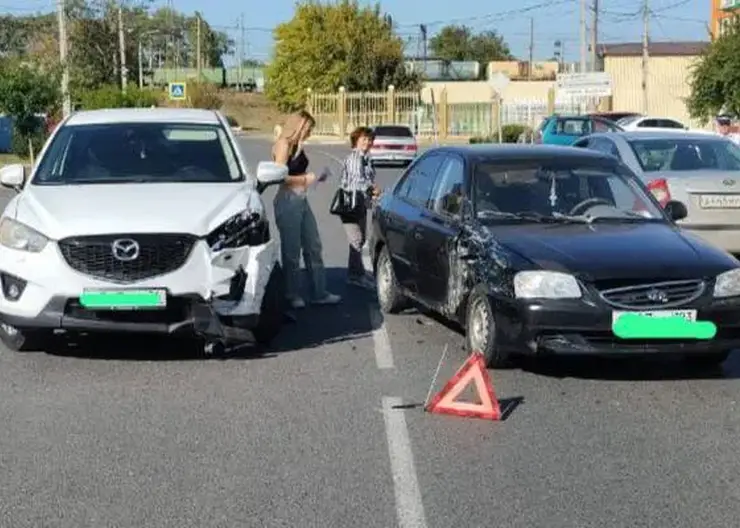 Десятилетняя девочка пострадала в дорожной аварии в Кропоткине