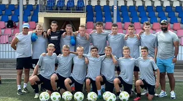 Юные футболисты из Кропоткина отправились в Нижний Новгород покорять футбольный олимп