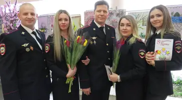 В Отделе МВД Росии по Кавказскому району поздравили сотрудниц и ветеранов службы с наступающим 8 Марта