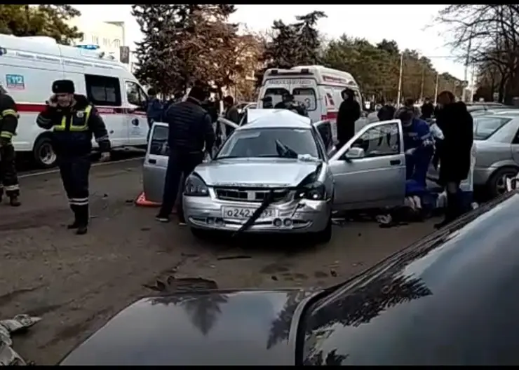 Известны подробности аварии на улице Красной Кропоткина