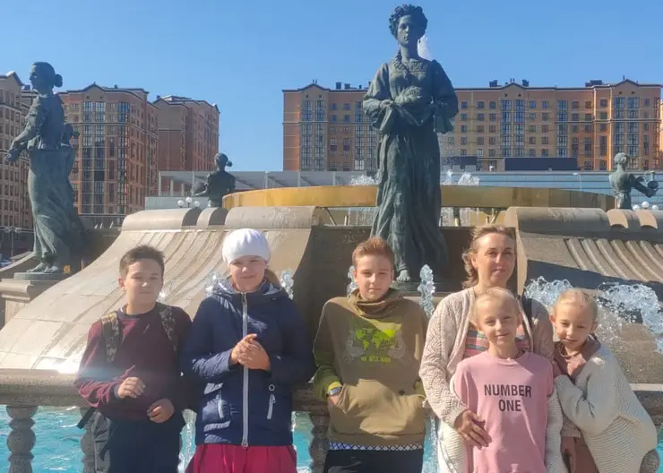 Воспитанники воскресной школы Покровского собора города Кропоткина совершили паломническую поездку на Ставрополье