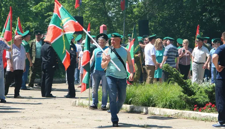 В Кропоткине отметили День пограничных войск