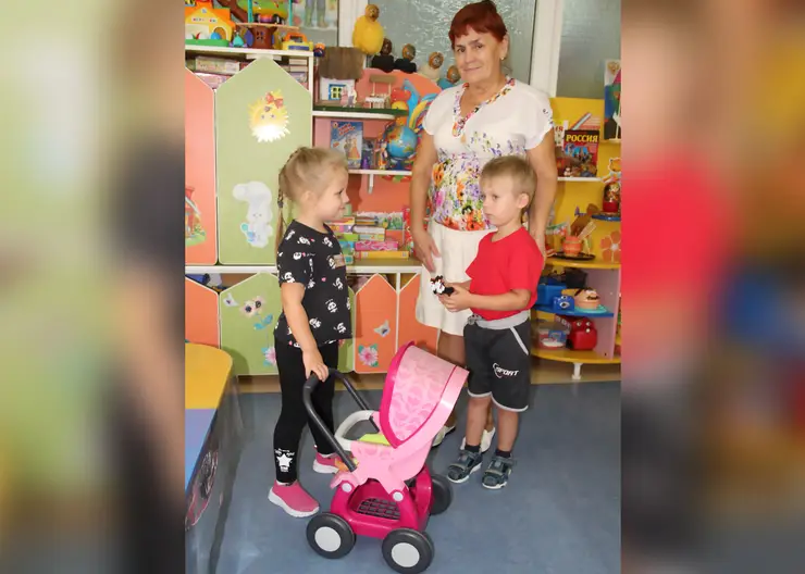 Воспитатель детского сада №32 Татьяна Панченко более 40 лет обучает дошколят