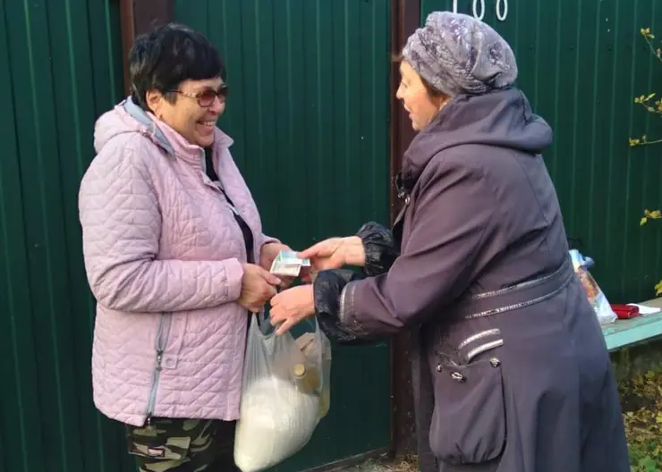 Жители двух кварталов улицы имени Дзержинского в станице Кавказской организовали гуманитарную помощь семьям, призванным на специальную военную операцию на Украине