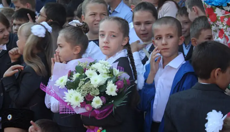 Сегодня в школах Кавказского района прозвучали звонки на урок