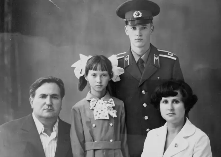 Супруги Евгений и Валентина Чигаревы из известного в Кропоткине казачьего рода отметили 65−летие совместной жизни