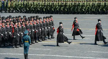 В военном параде на Красной площади в Москве, посвящен-ном 75-летию Победы в Великой Отечественной войне, примут участие казаки районного казачьего общества