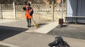В Кропоткине началась активная фаза весенней уборки