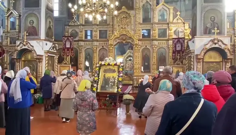 В День престольного праздника Покрова Пресвятой Богородицы в Свято-Покровском соборе г.Кропоткина прошло торжественное богослужение