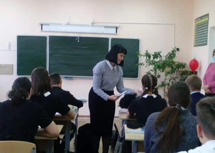 Десятиклассники школы №7 Кропоткина повысили правовую грамотность