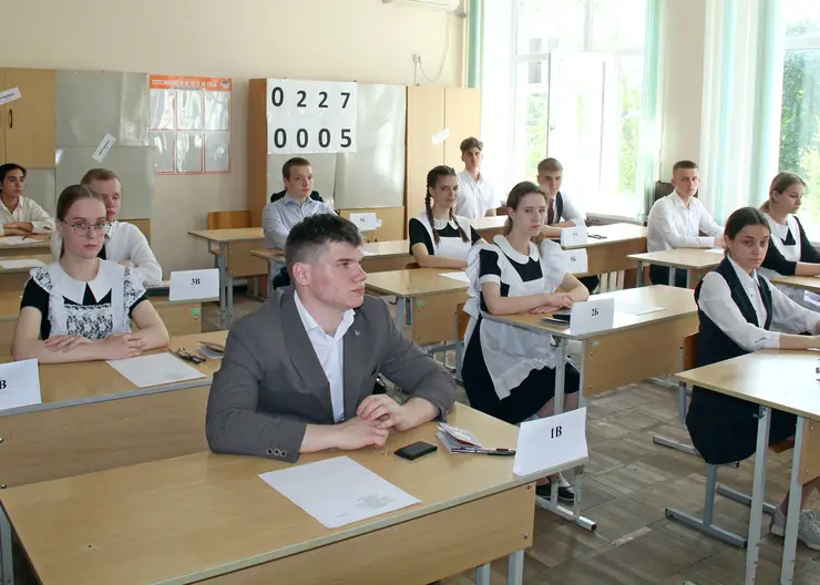 Выпускники школ Кавказского района сдают первый Единый государственный экзамен