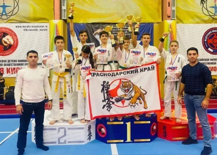 На первом региональном турнире по киокушин спортсмены из станицы Кавказской заняли призовые места