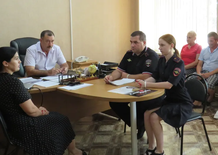 Правоохранители приняли участие в беседе по противодействию кибермошенничеству