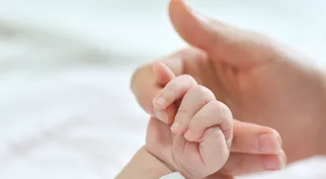 https://ognikubani.ru/wp-content/uploads/2023/01/holding-hands