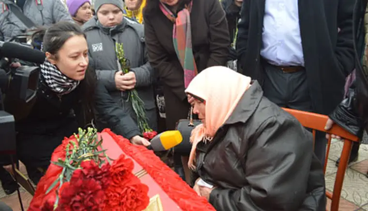 http://www.ognikuban.tw1.ru/wp-content/uploads/2016/03/DSC_0610doch_el.hirsanova_i_pravnuchka_svetlana_sigareva