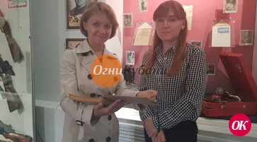 Жительница города передала музею документы своего дедушки, штурмана экипажа Николая Гастелло
