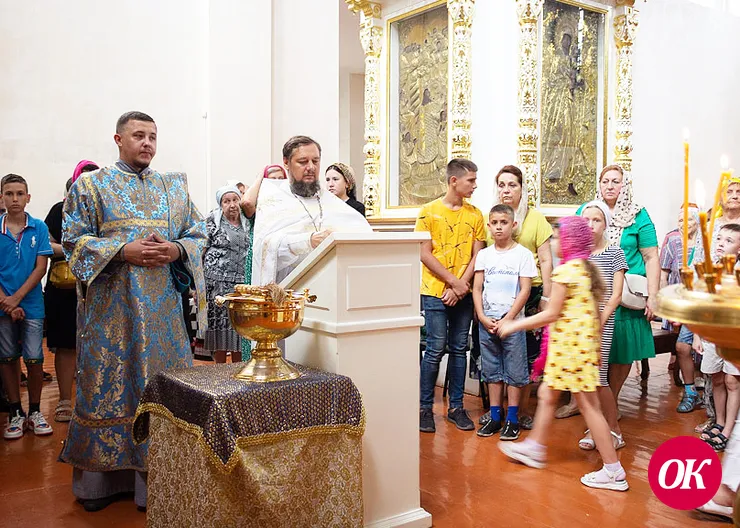 Молебен на начало учебного года совершили в Покровском соборе