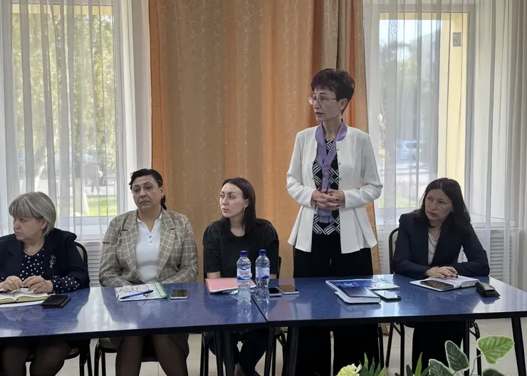 photo_5197177730200894435_y