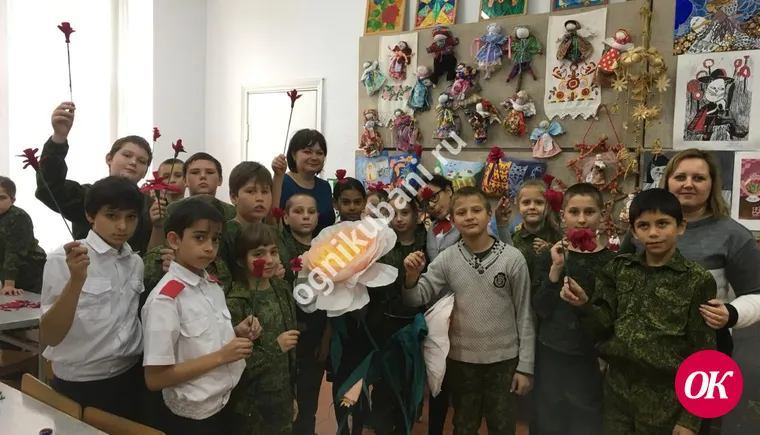 Выставка детских художественных работ «Мамины глаза» открывается в Доме культуры станицы Казанской