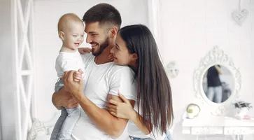 https://ognikubani.ru/wp-content/uploads/2023/03/beautiful-family-spend-time-in-a-bathroom_1
