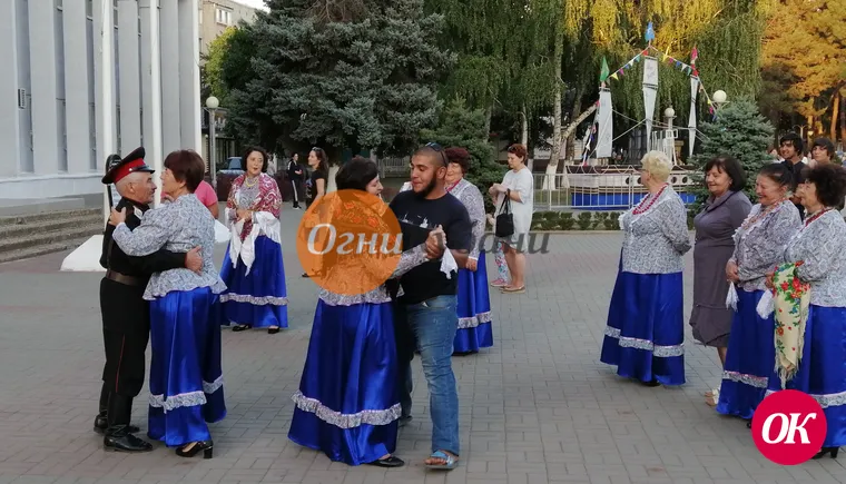 Кропоткинцы поздравили Краснодарский край с днём рождения