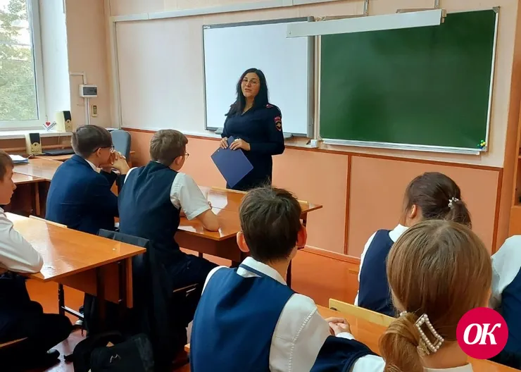 Правоохранители и общественники пришли к учащимся с беседой о вреде наркотиков