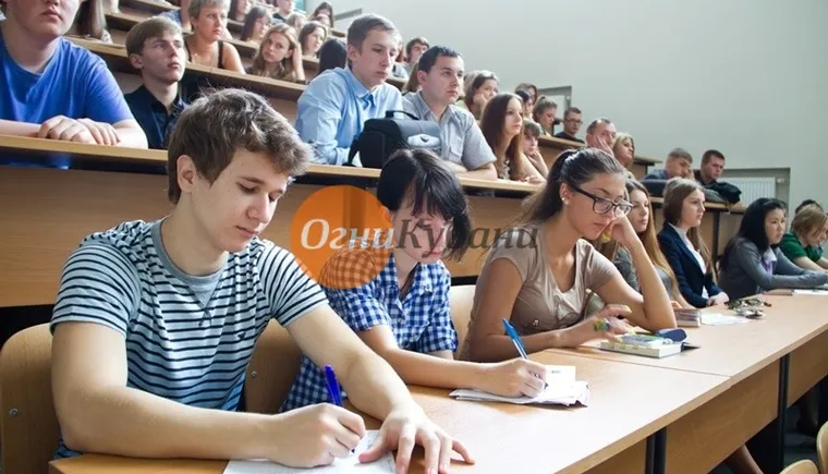 https://ognikubani.ru/wp-content/uploads/2019/10/studenti_dvfu