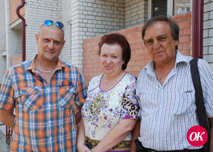 Строители