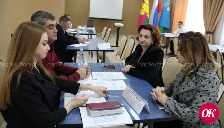 В Кавказском районе работает мобильная приёмная губернатора