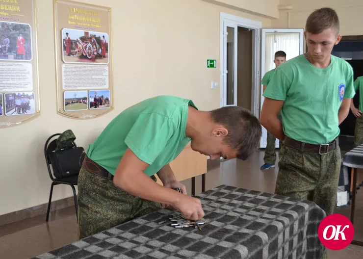 Для того казак родится, чтоб на службе пригодиться