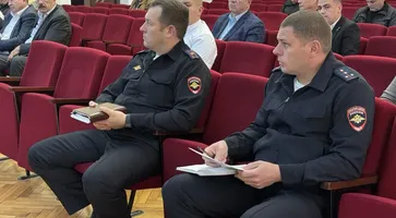 photo_5294527132518255763_y