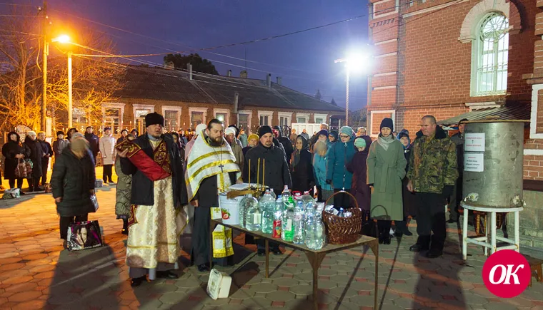Чин великого освящения воды был совершен в день Крещения Господня в Покровском соборе Кропоткина