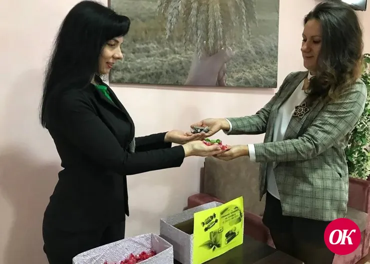 В поселке имени М.Горького состоялась акция «Конфета в обмен на батарейку»