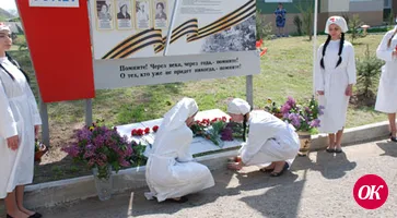 Солдаты в белых халатах