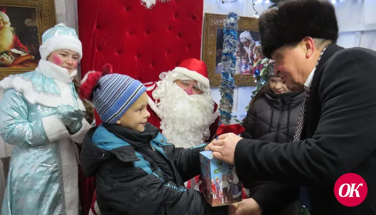 В Кавказском районе полицейские и общественники подарили детям настоящую зимнюю сказку