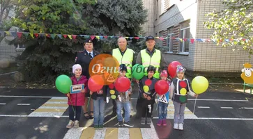 https://ognikubani.ru/wp-content/uploads/2019/10/Булгакова-в-детск.-саду-ПДД