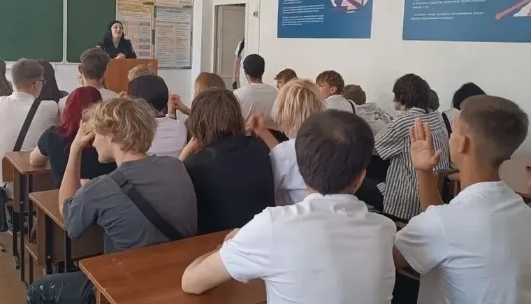 ЛОЛА 1