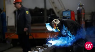 С сегодняшнего дня возобновляют работу все предприятия промышленности, сельскохозяйственного комплекса и связи