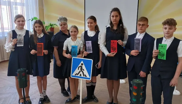 КВИЗ по правилам дорожного движения провели для школьников Кавказского района
