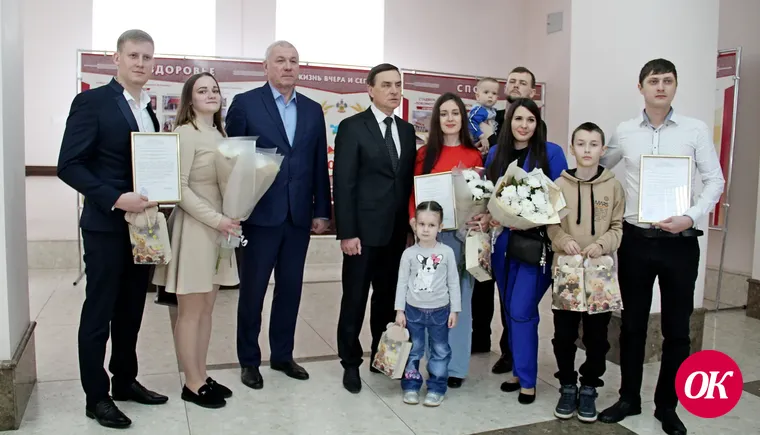 Три молодые семьи Кавказского района получат социальные выплаты на приобретение жилья