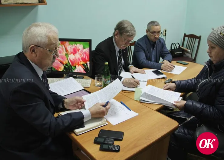 Прием граждан по личным вопросам депутат Госдумы провел в общественной приемной Кавказского местного отделения партии «Единая Россия»