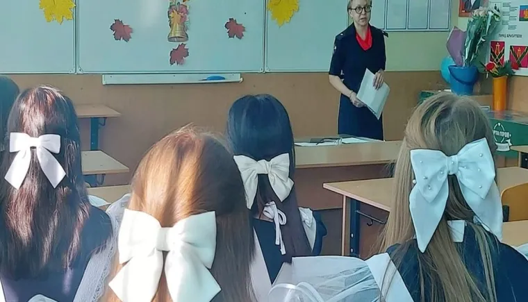 https://ognikubani.ru/wp-content/uploads/2023/09/урок-прав.-знаний-1